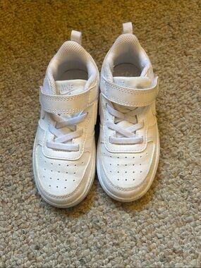 Nike low